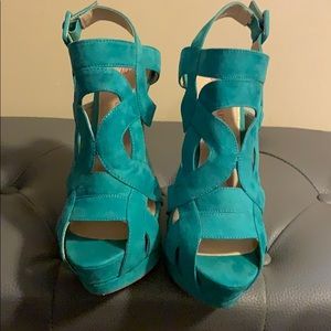 Turquoise suede Just Fab heels